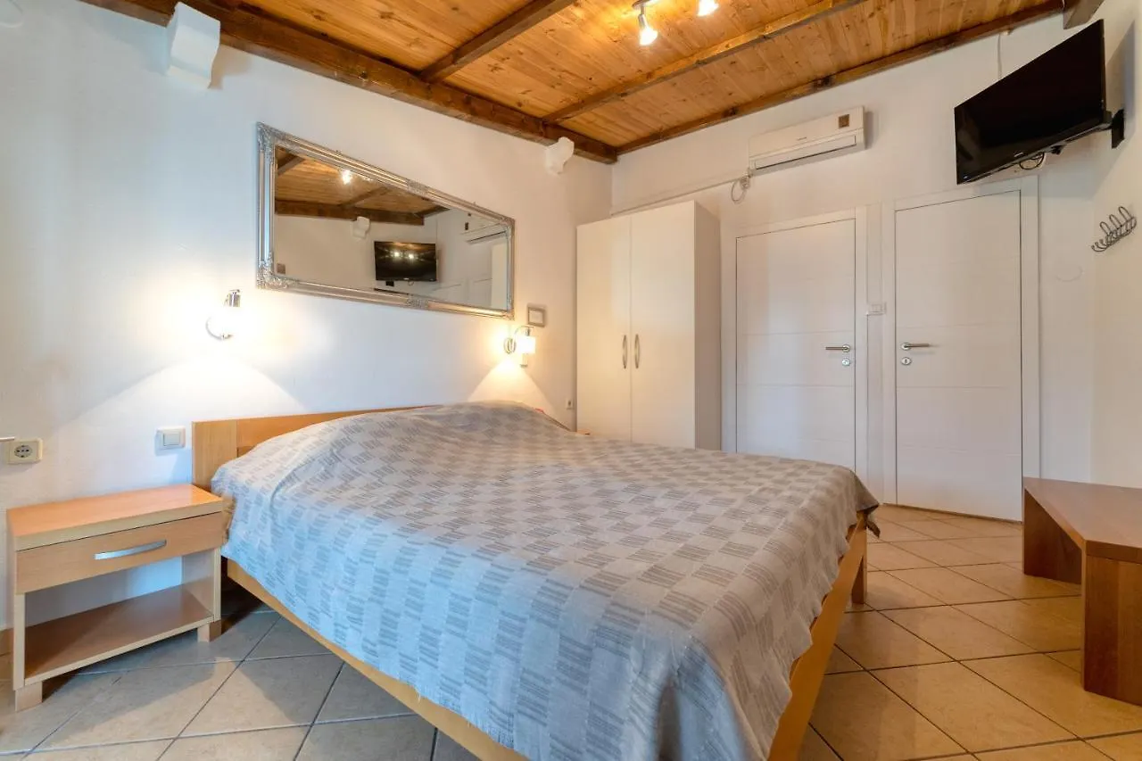 Apartmani Vesna Bibinje 0*,  Croatia